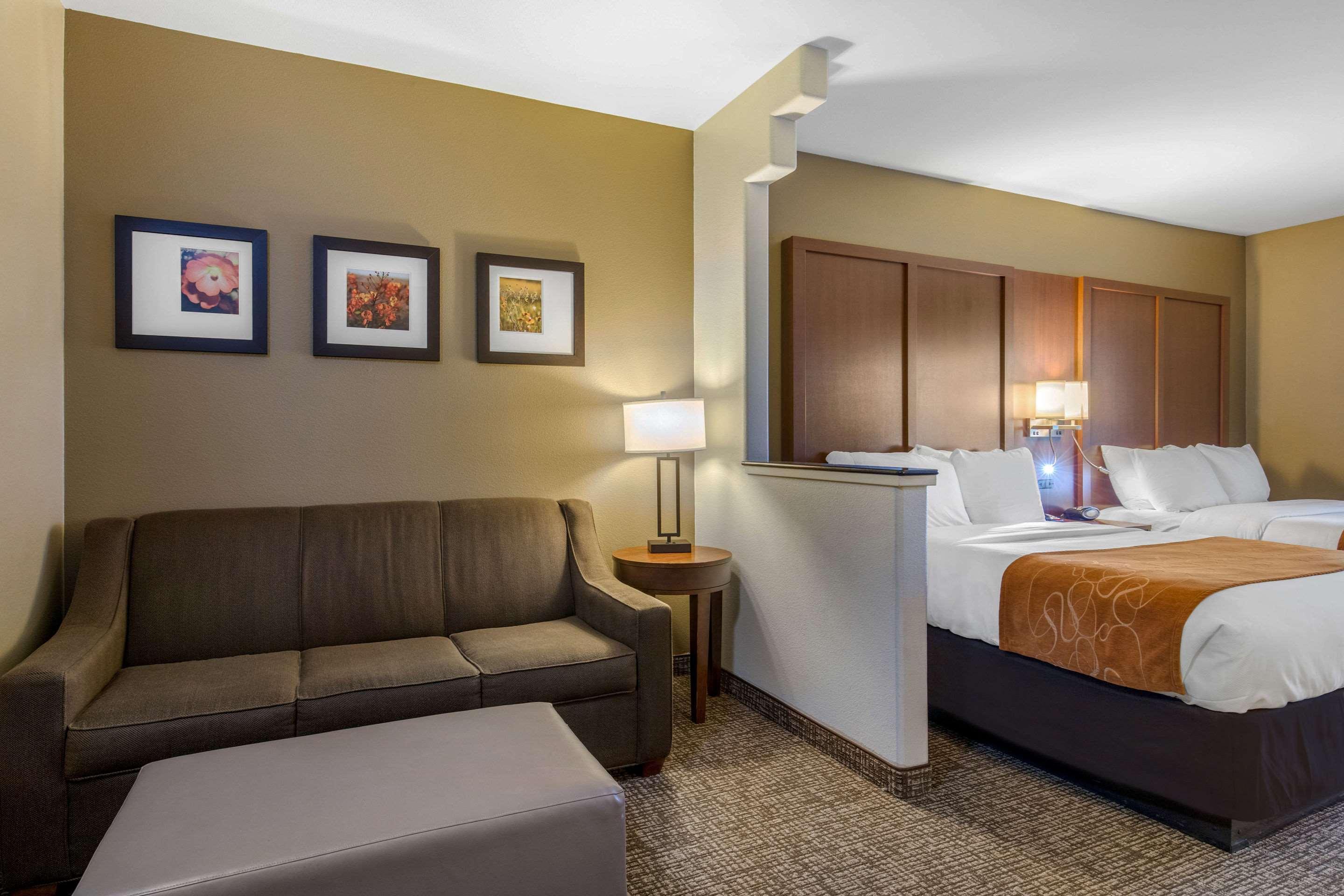 Comfort Suites Marshall Eksteriør billede
