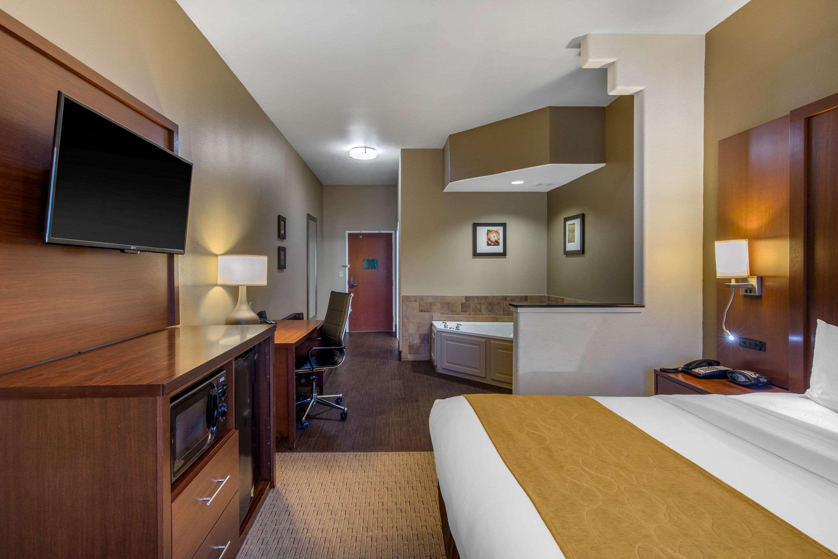 Comfort Suites Marshall Eksteriør billede