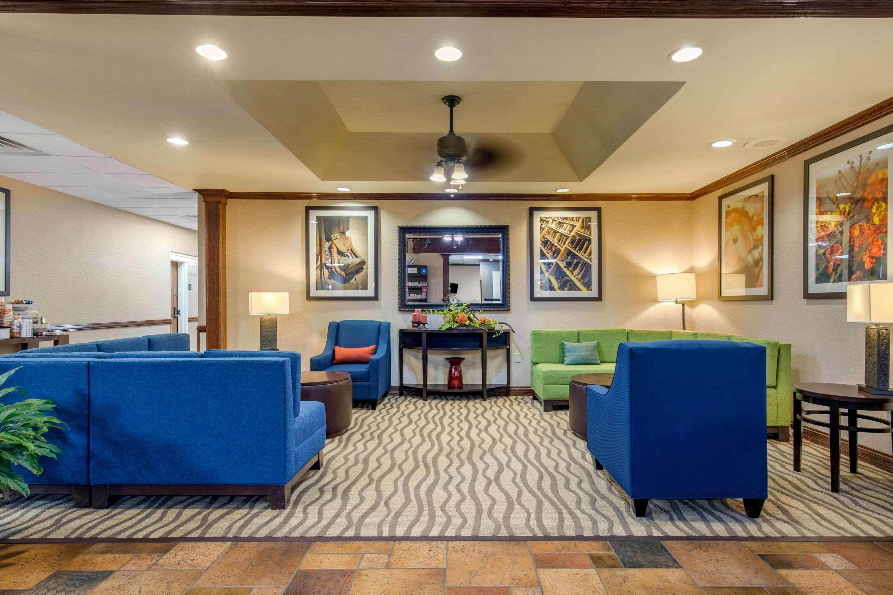 Comfort Suites Marshall Eksteriør billede